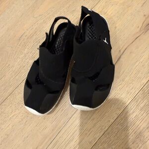 Air Jordan kids summer shoes size 12